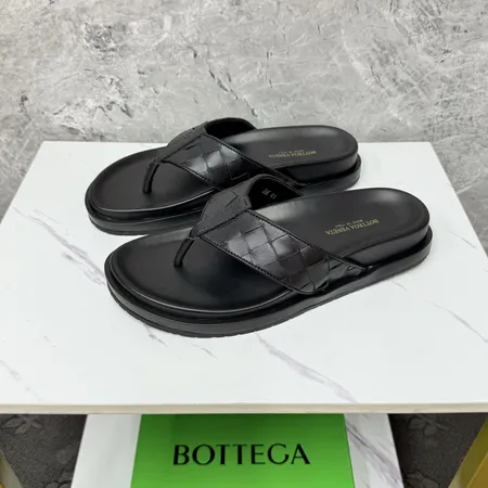 ボッテガ ヴェネタ スリッパ