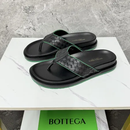 ボッテガ ヴェネタ スリッパ