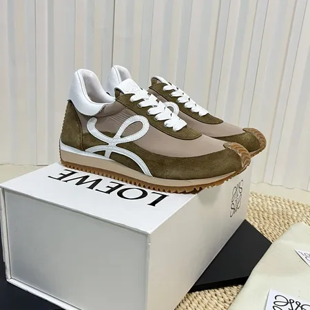 ロエベ カジュアルシューズ