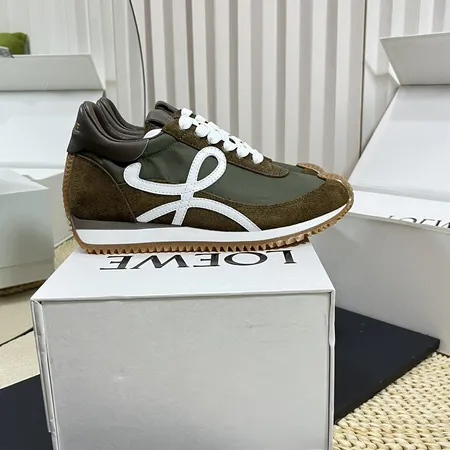 ロエベ カジュアルシューズ