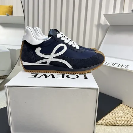 ロエベ カジュアルシューズ