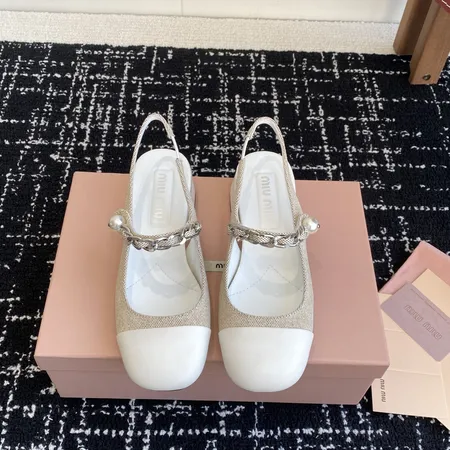 ミュウミュウ サンダル