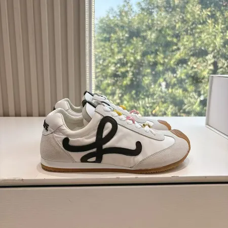 ロエベ カジュアルシューズ