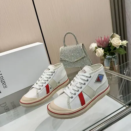 ボッテガ ヴェネタ カジュアルシューズ