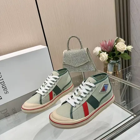 ボッテガ ヴェネタ カジュアルシューズ