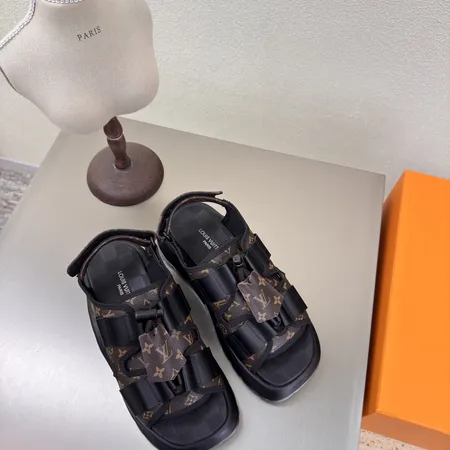 ルイヴィトン サンダル