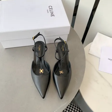 セリーヌ サンダル