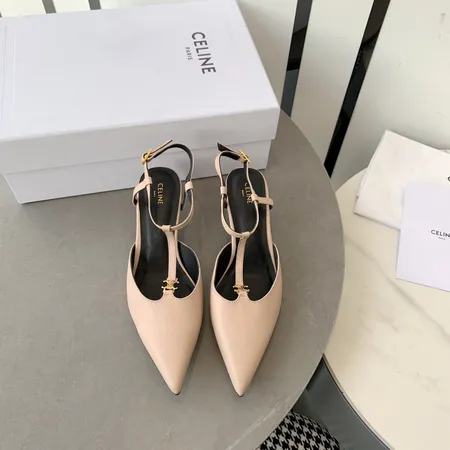 セリーヌ サンダル