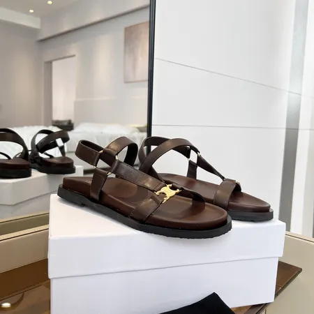 セリーヌ サンダル