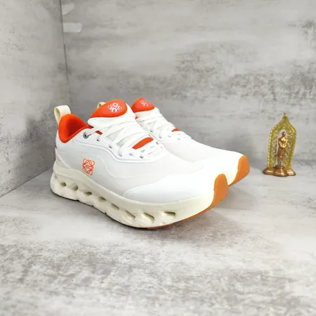 ロエベ スニーカー