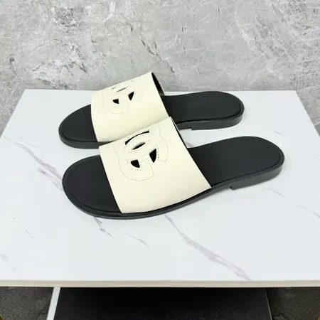 ドルチェ＆ガッバーナ スリッパ