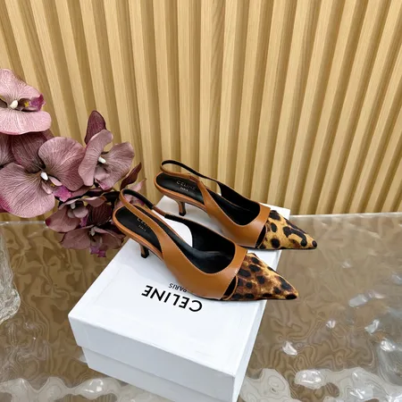 セリーヌ サンダル