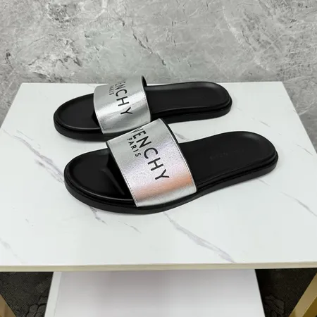 ジバンシィ スリッパ