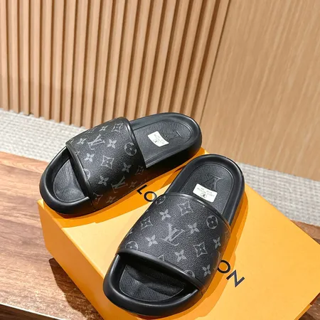 ルイヴィトン スリッパ