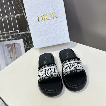 ディオール スリッパ
