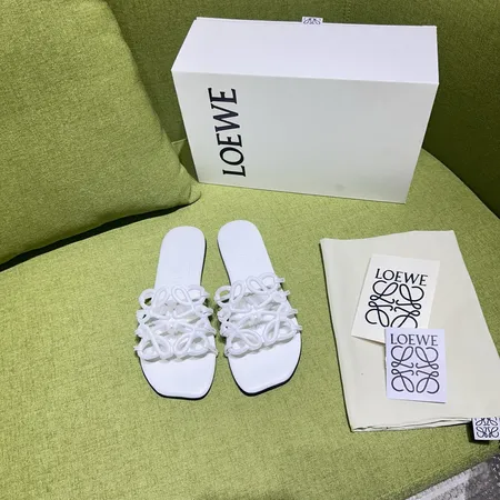 ロエベ スリッパ