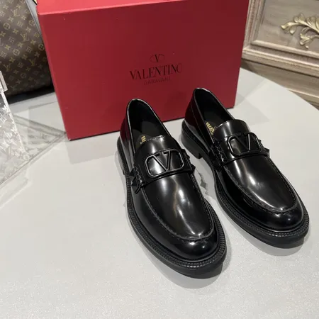 ヴァレンティノ ビジネスシューズ