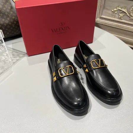 ヴァレンティノ ビジネスシューズ