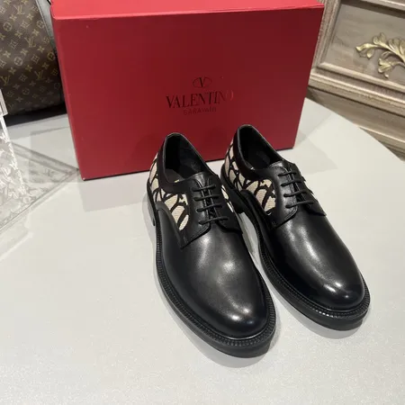 ヴァレンティノ ビジネスシューズ