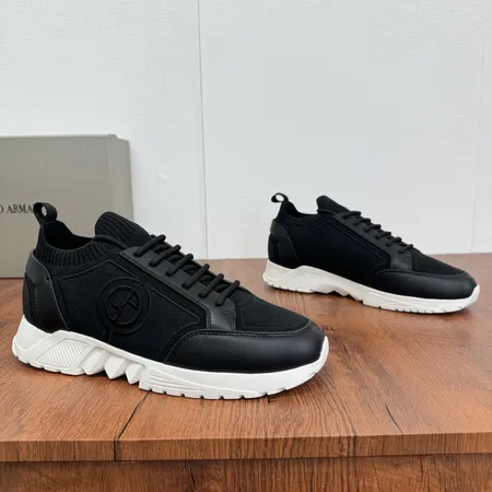 アルマーニ カジュアルシューズ