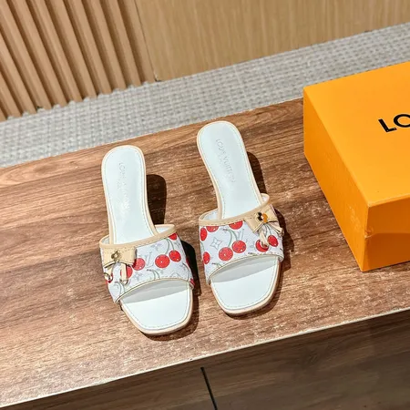 ルイヴィトン サンダル