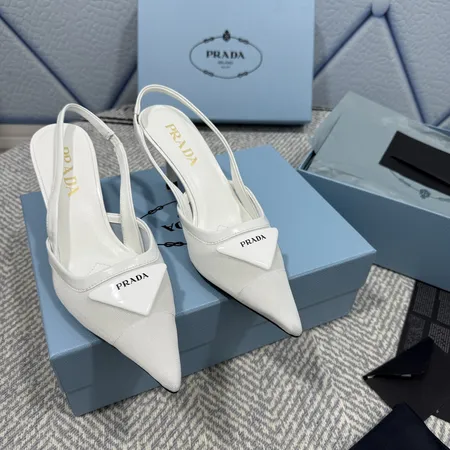 プラダ サンダル