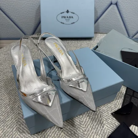 プラダ サンダル
