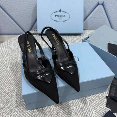 プラダ サンダル