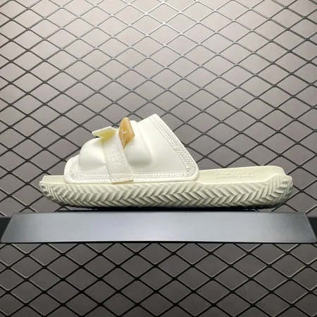 エアジョーダン スリッパ