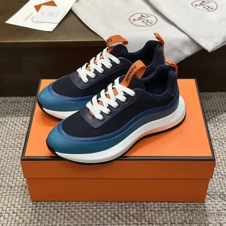 エルメス スニーカー