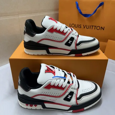 ルイヴィトン カジュアルシューズ