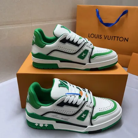 ルイヴィトン カジュアルシューズ