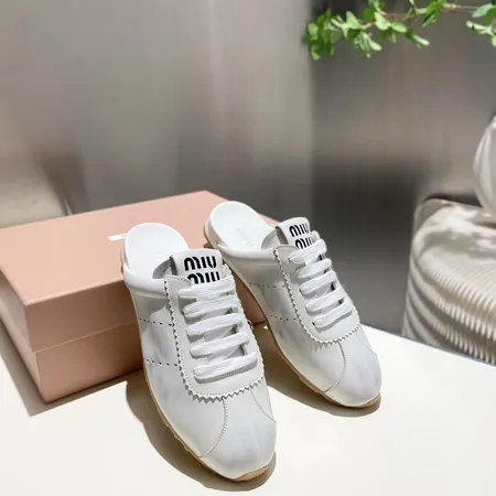 ミュウミュウ スリッパ