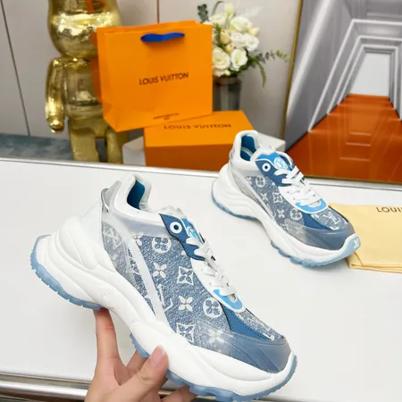 ルイヴィトン スニーカー