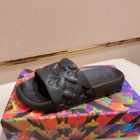 ルイヴィトン スリッパ