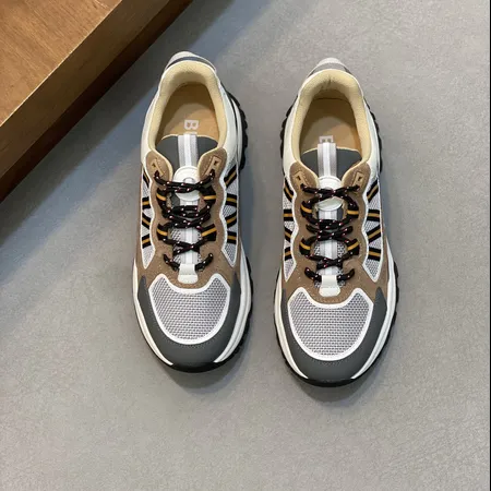 バーバリー ス スニーカー