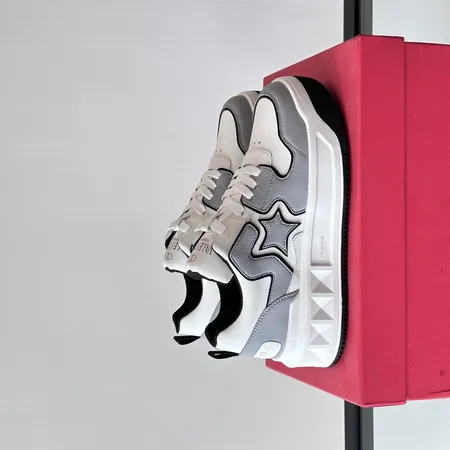 ヴァレンティノ カジュアルシューズ