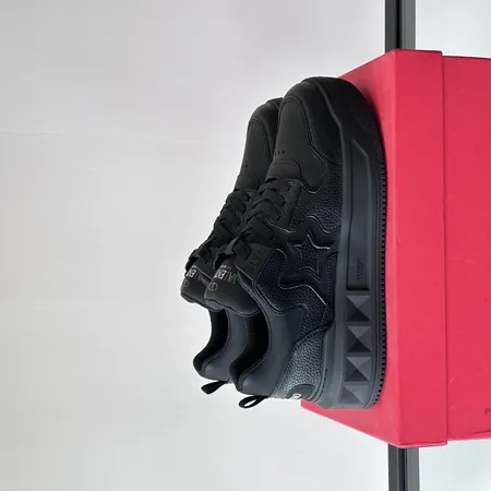 ヴァレンティノ カジュアルシューズ