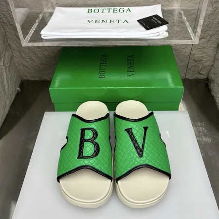 ボッテガ ヴェネタ スリッパ