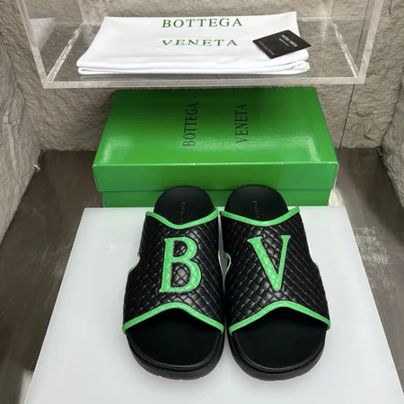 ボッテガ ヴェネタ スリッパ