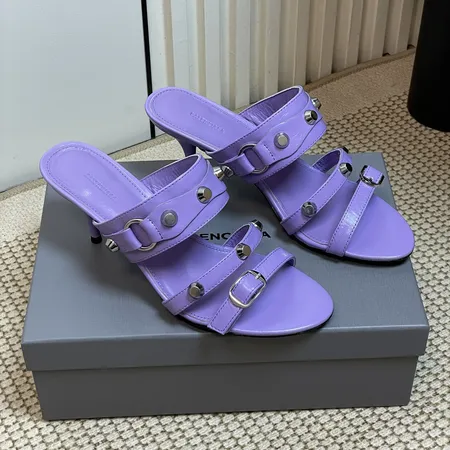 バレンシアガ サンダル