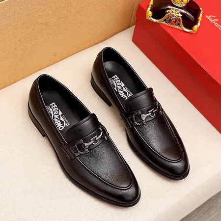 フェラガモ ビジネスシューズ