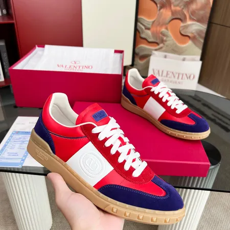 ヴァレンティノ カジュアルシューズ