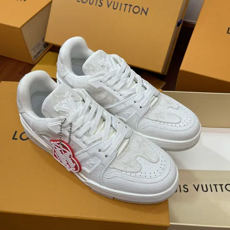 ルイヴィトン カジュアルシューズ