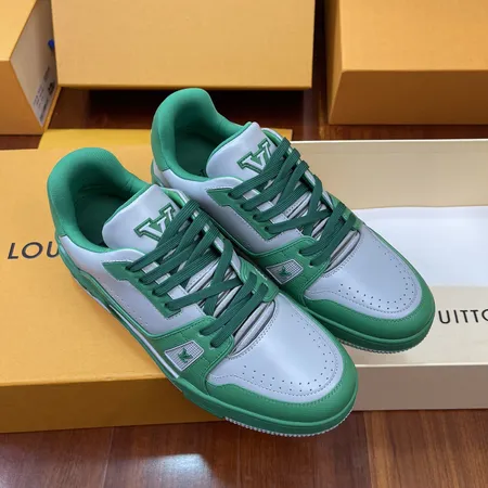 ルイヴィトン カジュアルシューズ