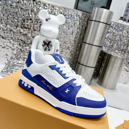 ルイヴィトン カジュアルシューズ