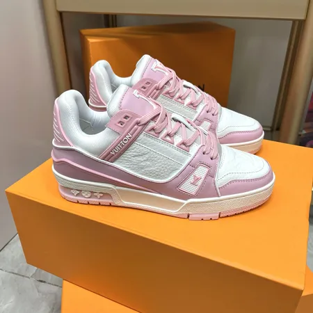 ルイヴィトン カジュアルシューズ