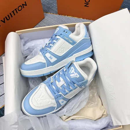 ルイヴィトン カジュアルシューズ