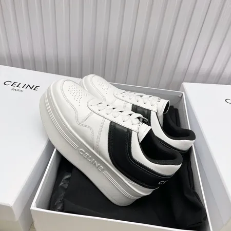 セリーヌ カジュアルシューズ