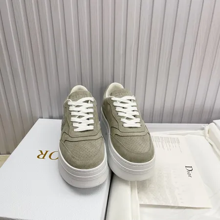 セリーヌ カジュアルシューズ